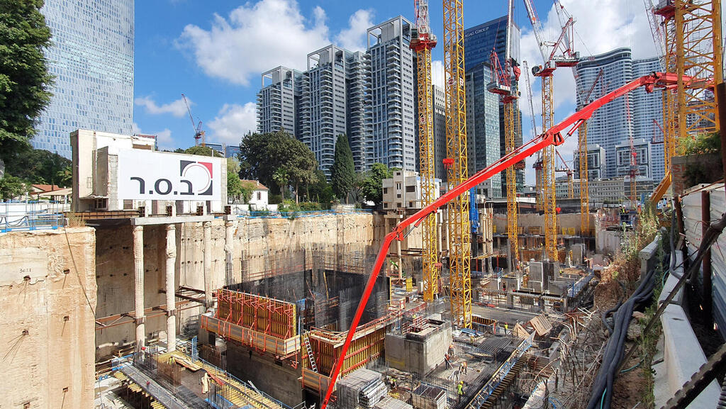 אתר בנייה של פרויקט מגורים יונייטד ב מתחם שרונה ב תל אביב