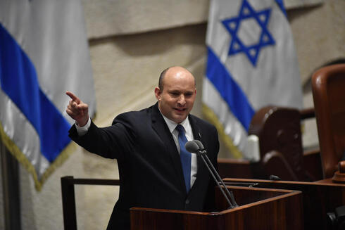 ראש הממשלה נתפלי בנט במליאת הכנסת, צילום: יואב דודקביץ