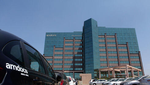 Amdocs records record revenue and continues to grow employee count | Ctech