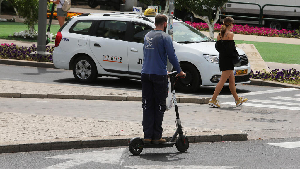 לידיעת הרוכבים: עיריית תל אביב רוצה לפרוס מצלמות לזיהוי עבירות קורקינטים