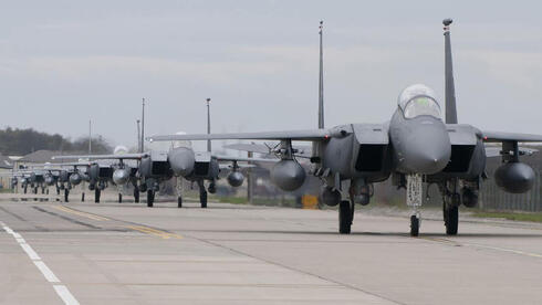 מטוסי F15 בשיירה, צילום: USAF
