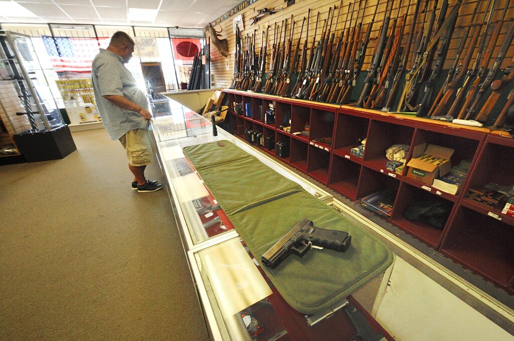 חנות כלי נשק בקולורדו ארה"ב