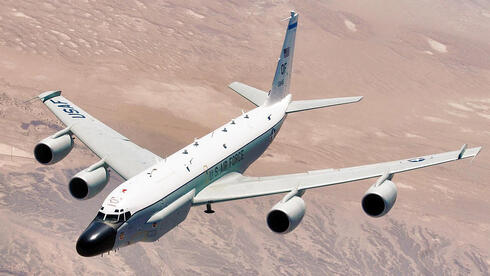 מטוס הביון RC135, שמבוסס על פלטפורמת נוסעים, צילום: USAF