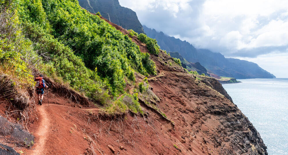 פוטו מסלולי טיפוס מסוכנים הוואי Kalalau Trail