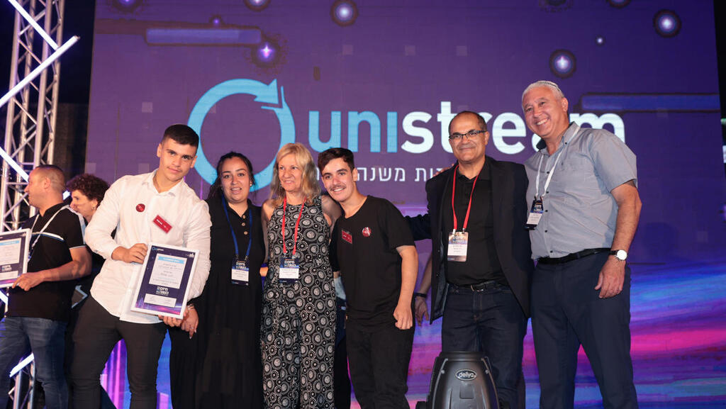 Smart mattress and fire-detection system among winners in Unistream ‘Entrepreneurs of the Year’ competition