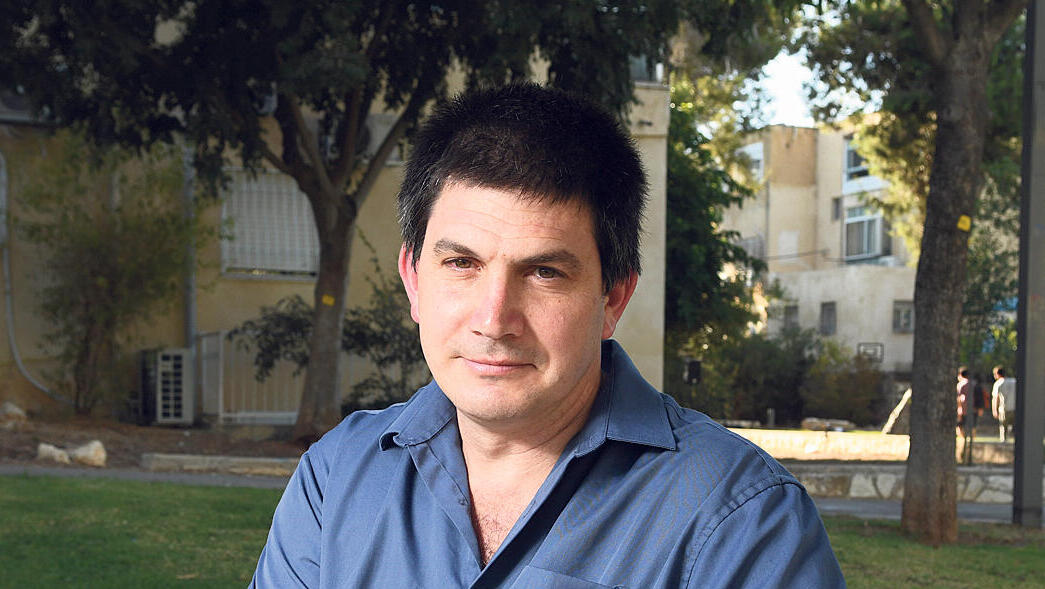 אמיר שפר סגן מנהל בית הספר הניסויי ארגנטינה בירושלים 