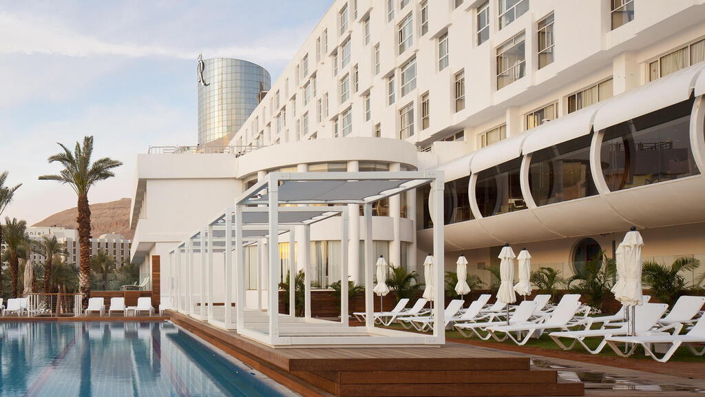 מלון ישרוטל גנים ים המלח