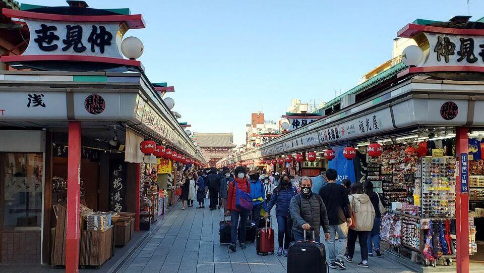 תיירים בטוקיו תיירות יפן