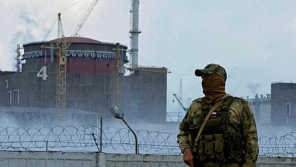 אוקראינה מאשימה את רוסיה בחטיפת ראש תחנת הכוח הגרעינית הגדולה באירופה
