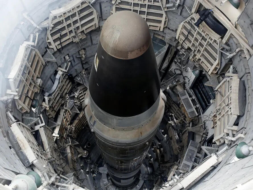 הקברניט נשק גרעיני אוקראינה 