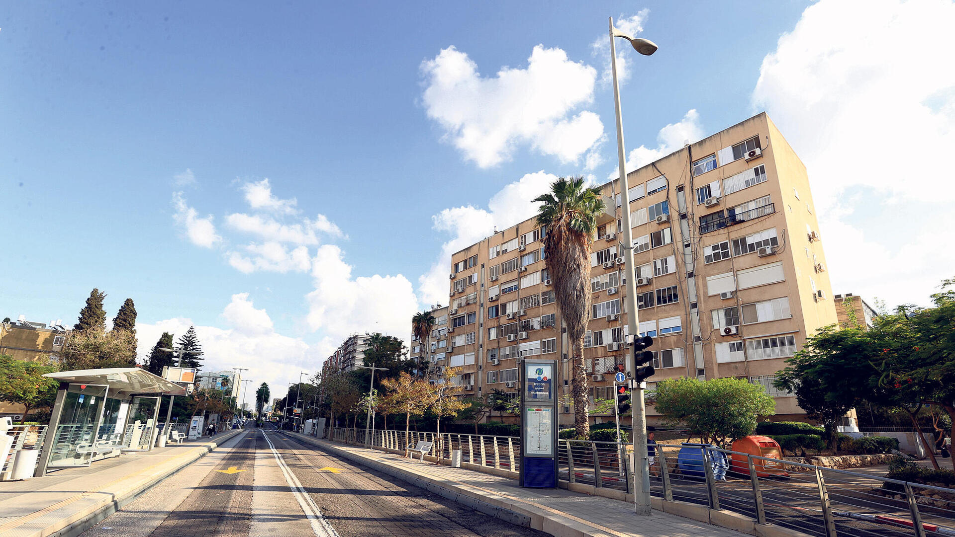 רחוב המגינים בשכונת קריית אליעזר בחיפה
