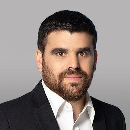 עו"ד אורי ציחור