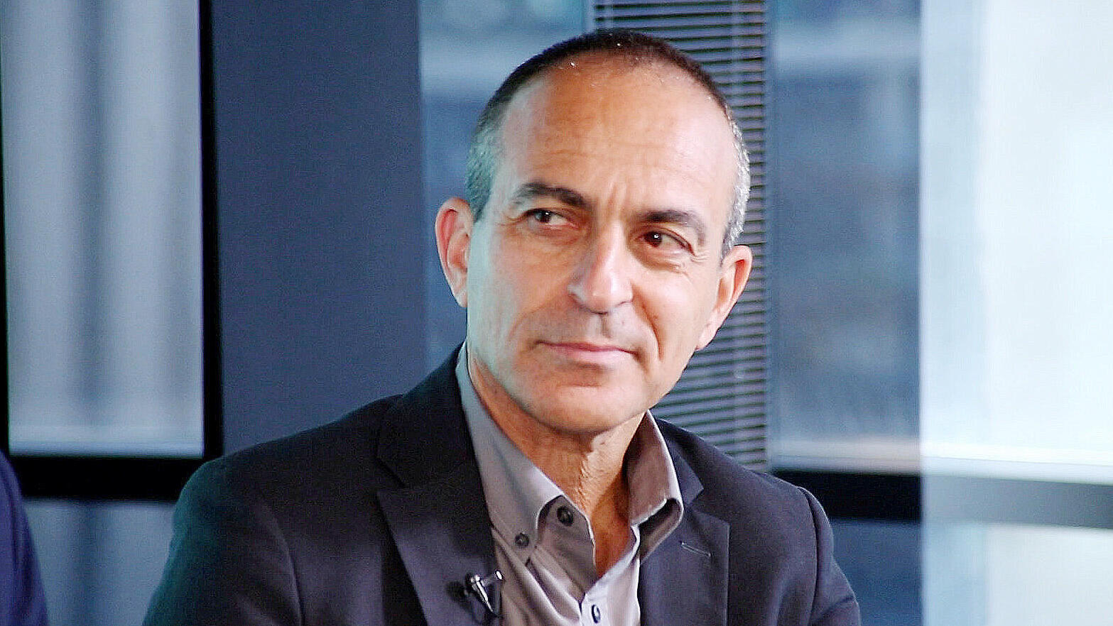 פרופסור רוני גמזו 