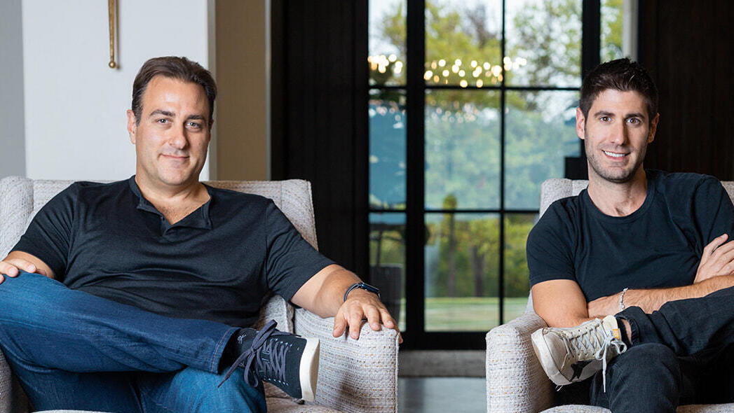 חברת איילנד המנכ"ל דן אמיגה ו מייסד שותף מייק פי island  