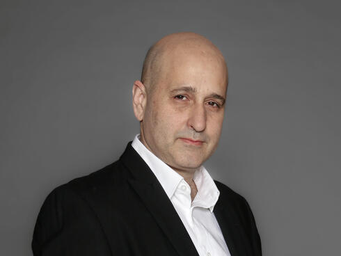 Gur Shatz. Gur Shatz.