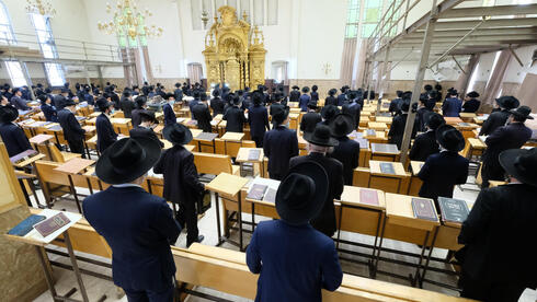 צילום: שאול גולן הקרב על פוניבז': המחבלים נגד השונאים