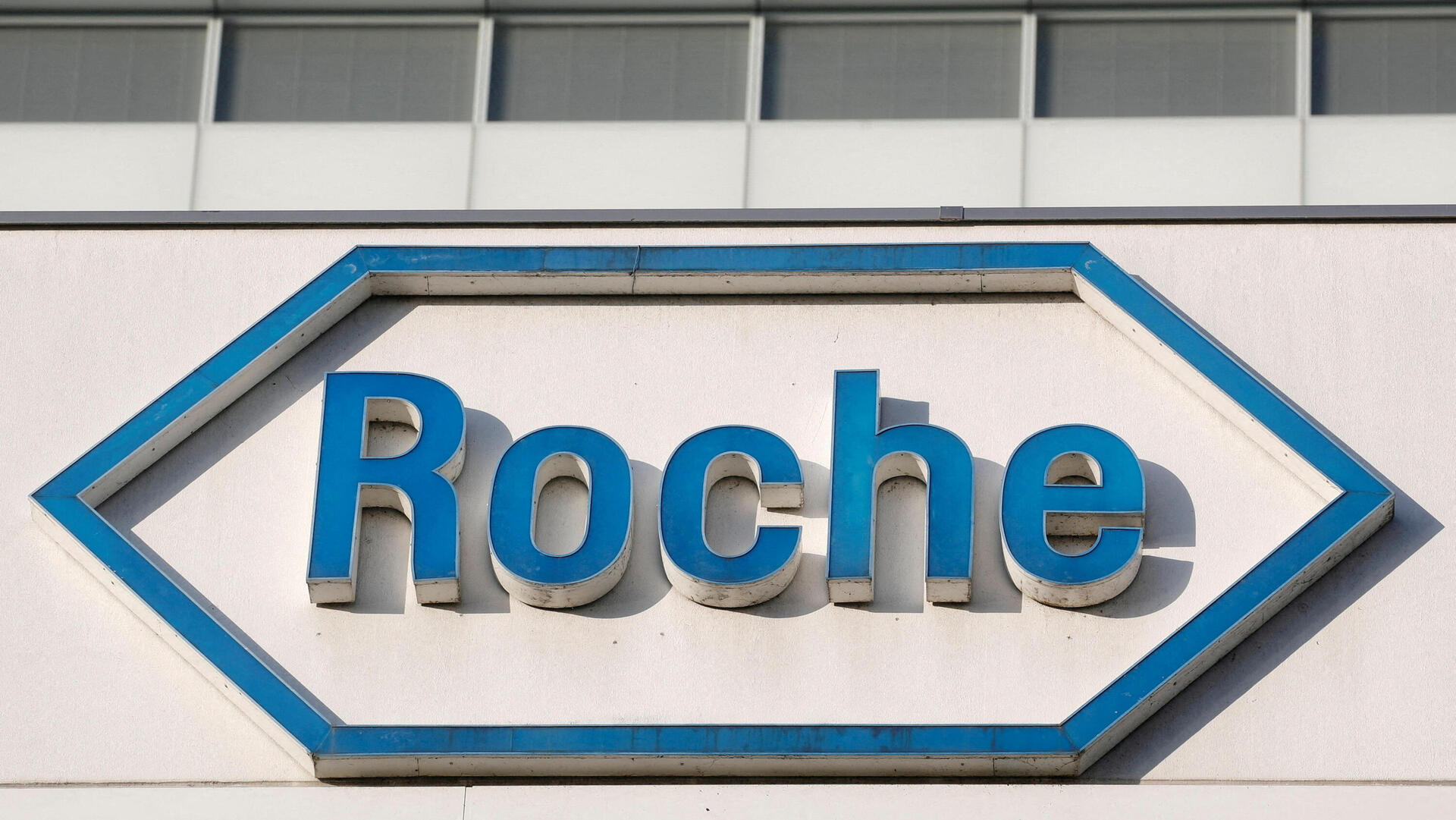 רוש ROCHE