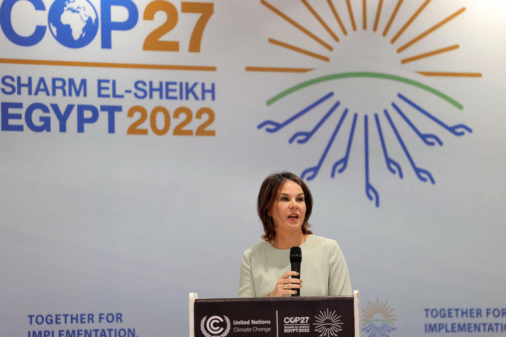 שרת החוץ של גרמניה אנאלנה ברבוק ב ועידת האקלים ב שארח א-שייח'