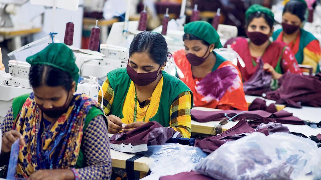 פערי השכר בתעשיית האופנה הם הצצה לחיי פועלי הייצור במזרח אסיה