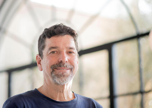 Oren Zeev. Oren Zeev.