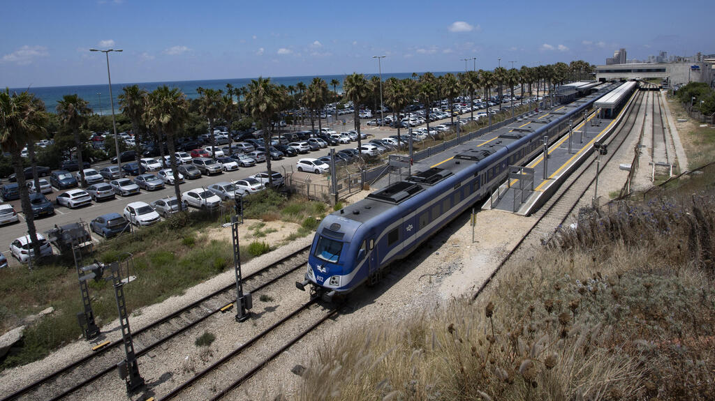 תחנת רכבת חוף הכרמל רכבת ישראל 2021