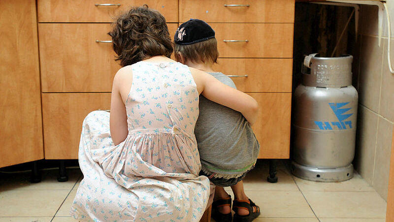 ילדים עניים עוני מצוקה כלכלית