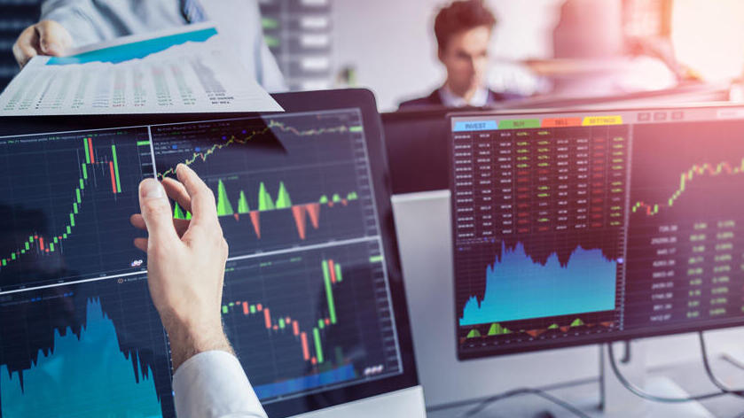 מהיום, כל אחד יכול לפתוח תיק השקעות עם סכום מינימלי ולהנות מהמומחיות ומהמקצועיות הניהולית שהייתה נגישה עד היום רק למשקיעים כבדים. 