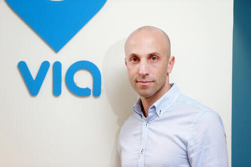 ממייסדי חברת ההסעות המשותפות ויה ומנכ"ל החברה דניאל רמות