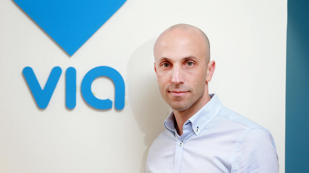 ממייסדי חברת ההסעות המשותפות ויה ומנכ"ל החברה דניאל רמות