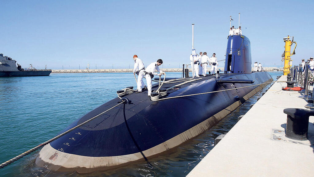 מאחורי הקלעים של עסקת הצוללות: חיל הים ייעץ לחברת רכיבי נשק גרמנית איך לזכות במכרז של משרד הביטחון