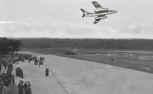 אווירובטיקה מעל מון דה מרסן. אילוסטרציה, צילום: RCAF