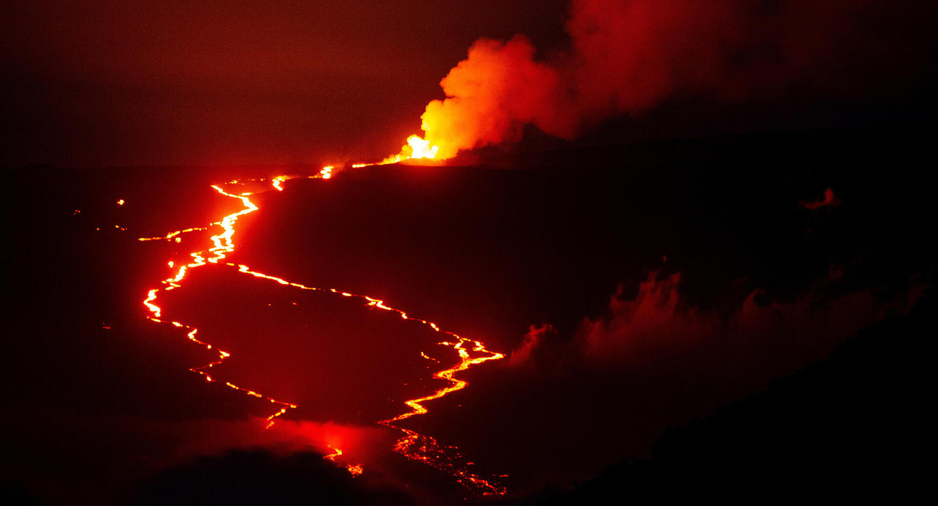 פוטו התפרצויות הרי געש 2022 הוואי 
