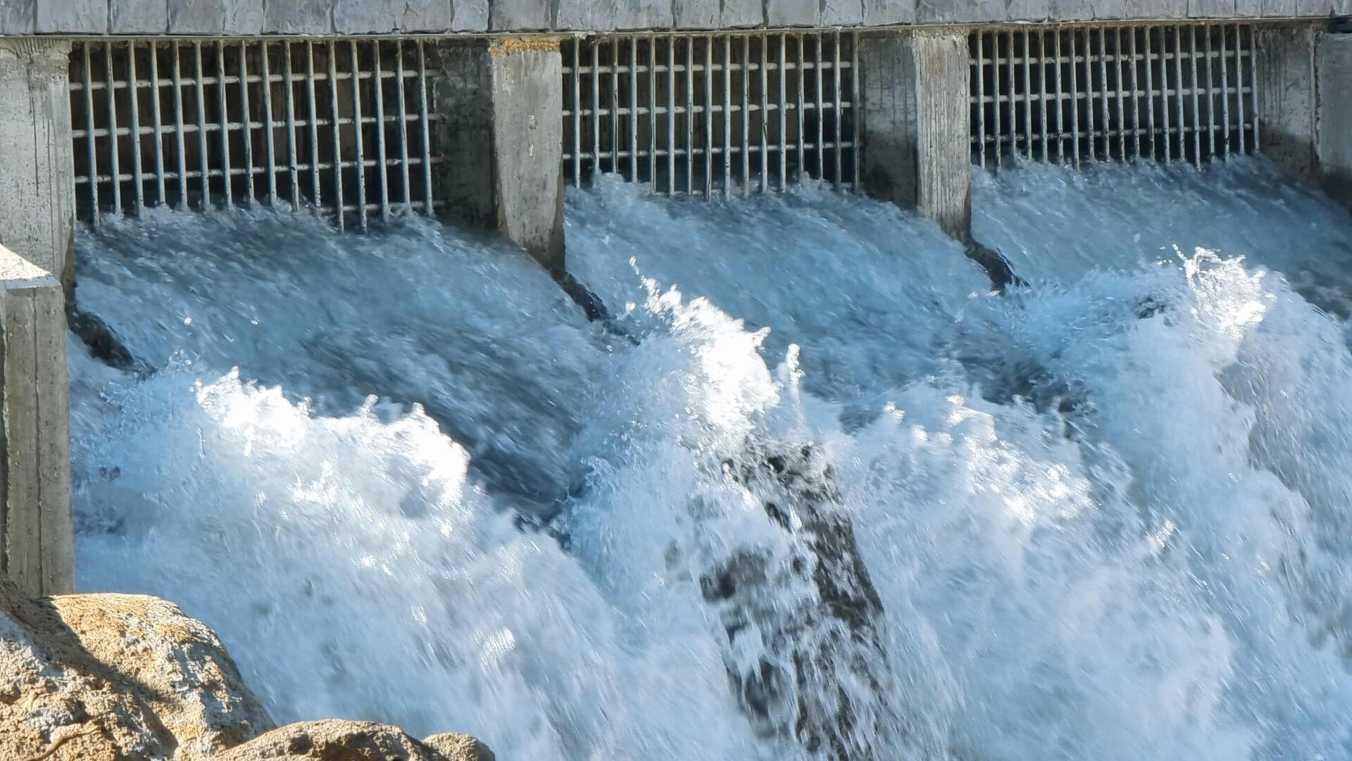פרויקט של מקורות הולכת מי ים מותפלים ל כנרת מים התפלה הובלה הופכית