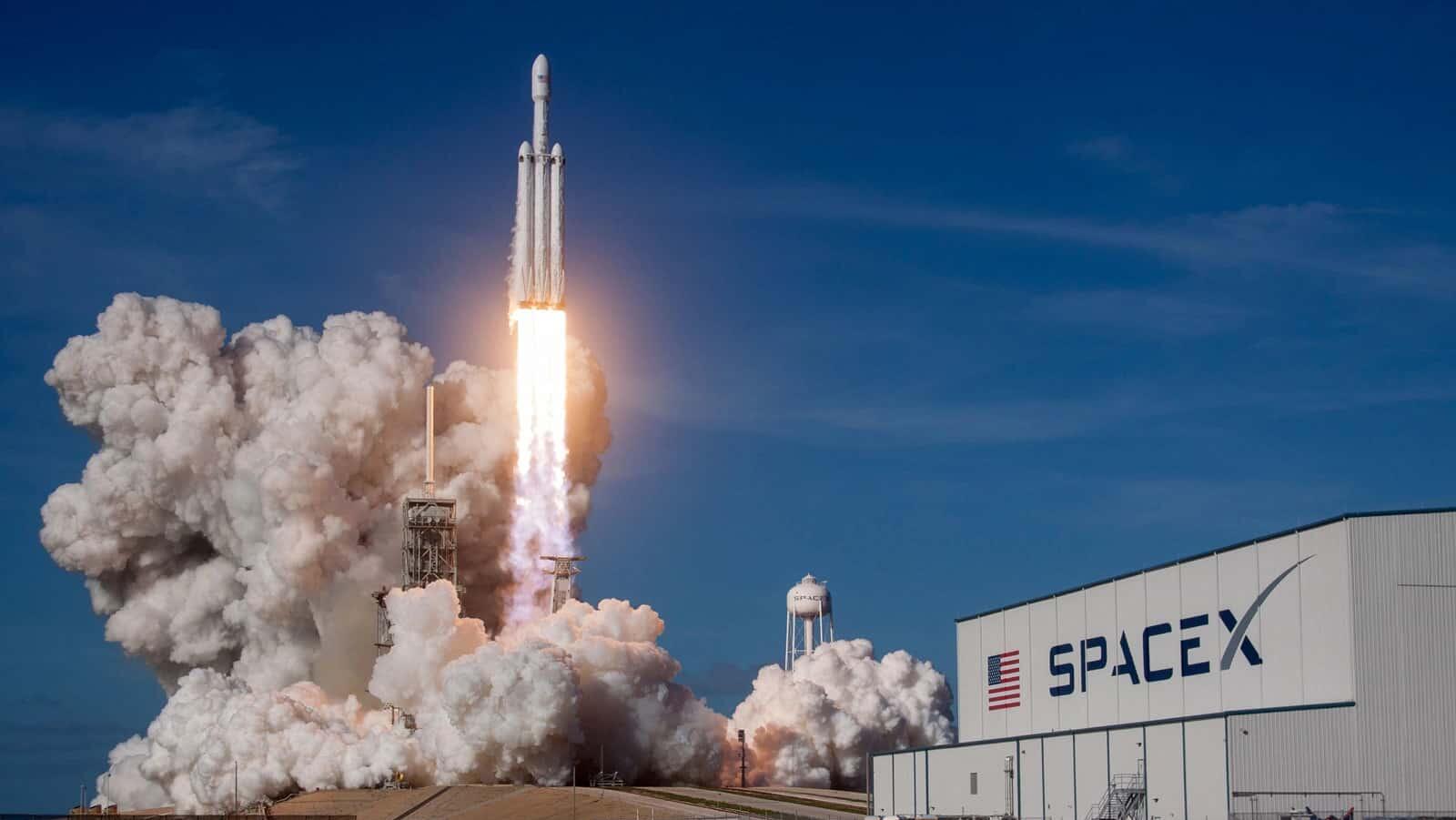 SpaceX ספייס X שיגור ממרכז החלל קנדי פלורידה