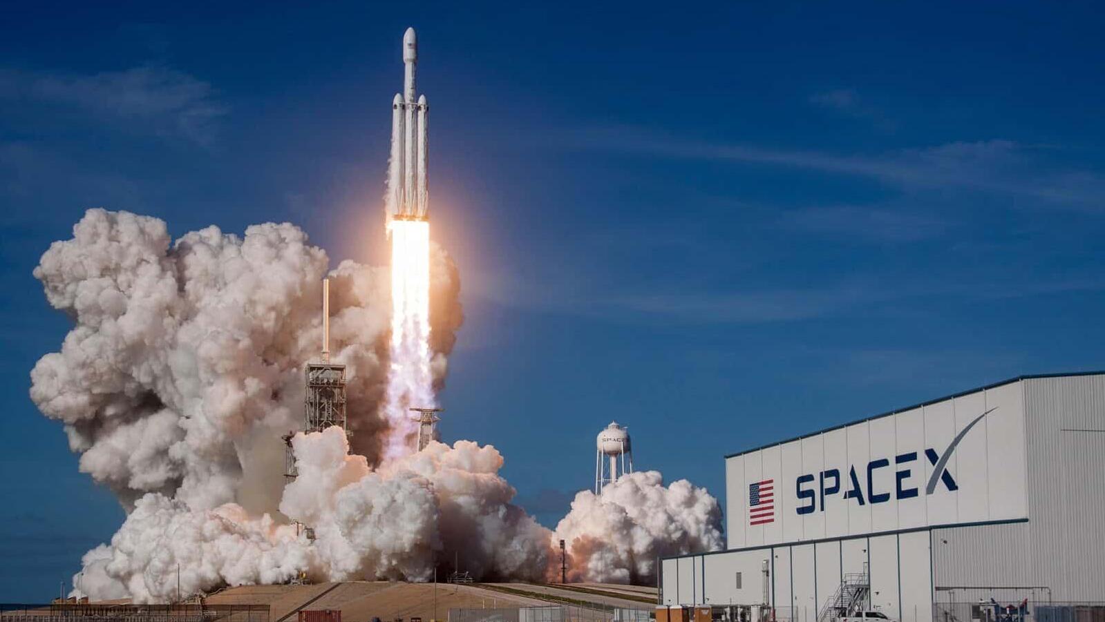 SpaceX ספייס X שיגור ממרכז החלל קנדי פלורידה