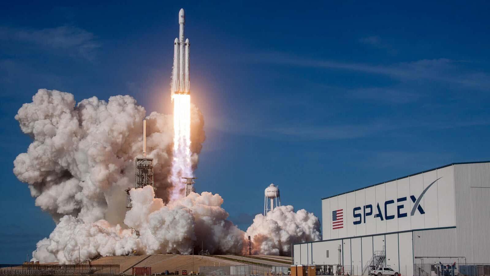 SpaceX ספייס X שיגור ממרכז החלל קנדי פלורידה