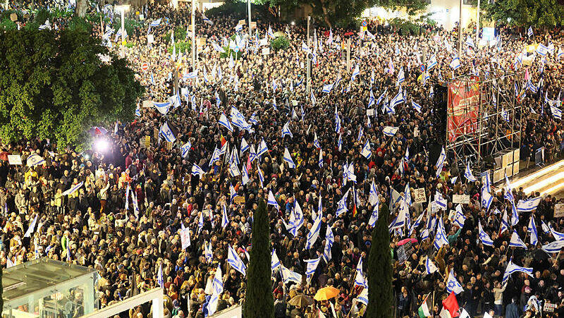 &quot;אל תביא לנו חברות הייטק ישראליות עד שנראה לאן השינוי במשטר מתפתח&quot;