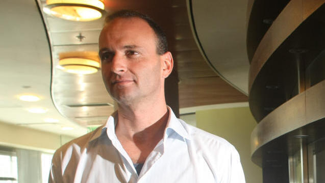 גיא ברנשטיין אמבלייז