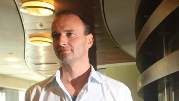 בעקבות מכירת סאפיינס – יו"ר החברה גיא ברנשטיין הפך למיליארדר 