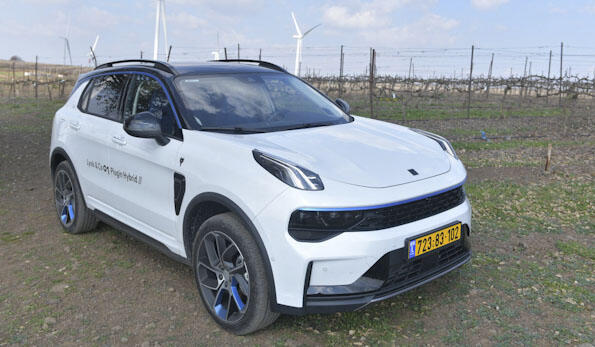 לינק אנד קו 01 (צילום: נתן וויל) לינק אנד קו 01 מבחן רכב וידאו