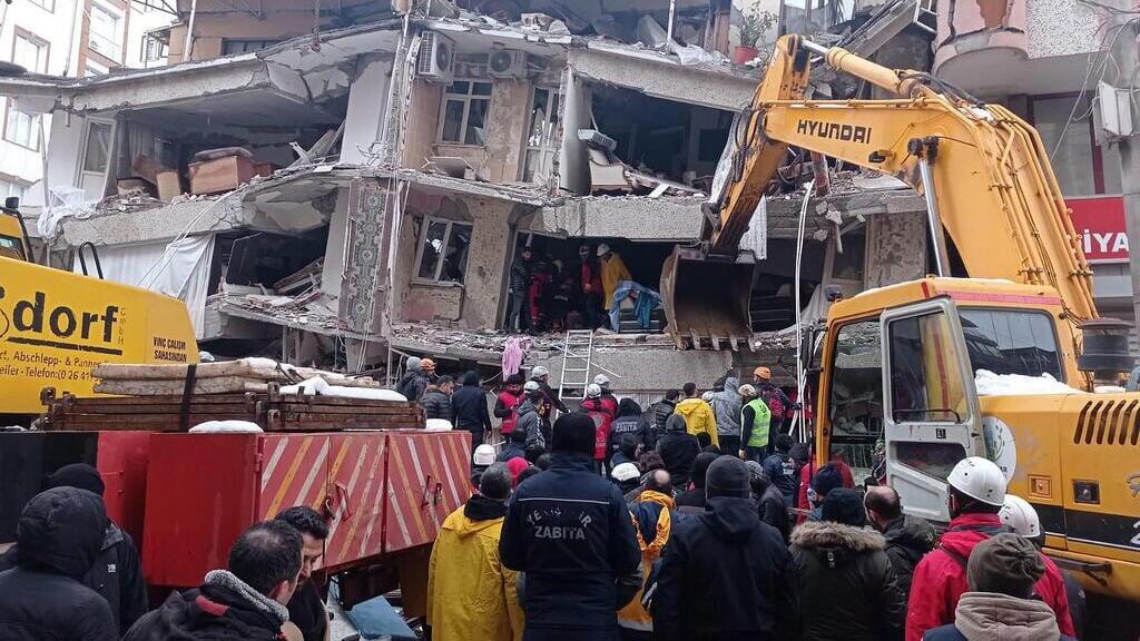 דו&quot;ח בטורקיה: עלות רעידת האדמה למשק - 84 מיליארד דולר