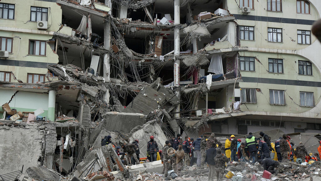 לא רק אסון הומניטרי: רעידת האדמה בטורקיה היא גם קטסטרופה כלכלית