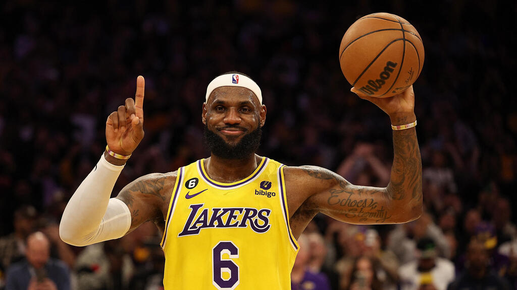 לברון ג'יימס הפך לשיאן הנקודות ב NBA