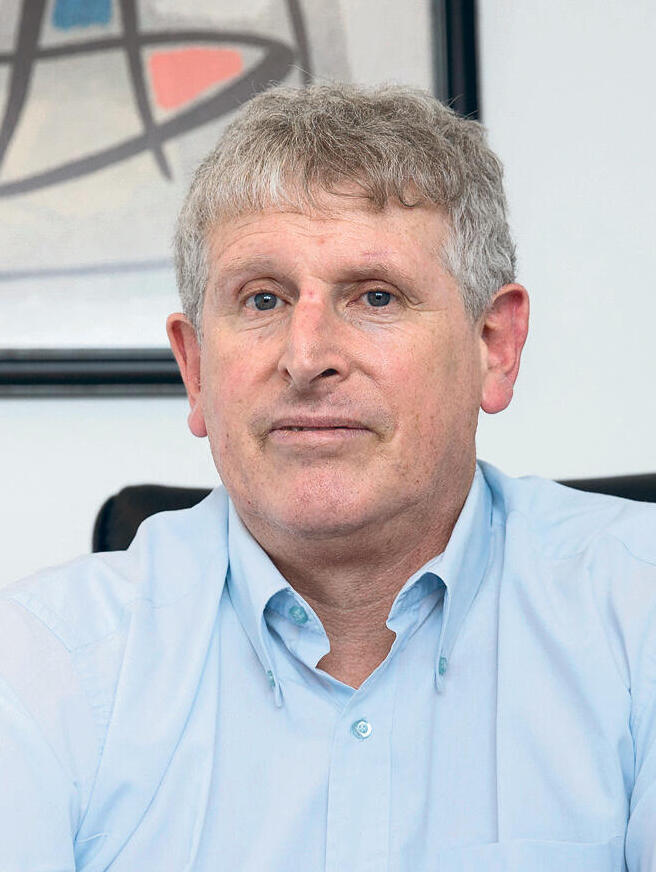 פרופ’ מישל סטרבצ’ינסקי: לאוצר יש כלים להשפיע על שער החליפין
(צילום: עמית שאבי) מישל סטרבצ'ינסקי