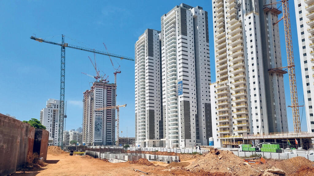 בנייה בנתניה. הטבה בכשליש ממכירות הדירות "על הנייר" (צילום: אוראל כהן) אזור בנייה בעיר נתניה
