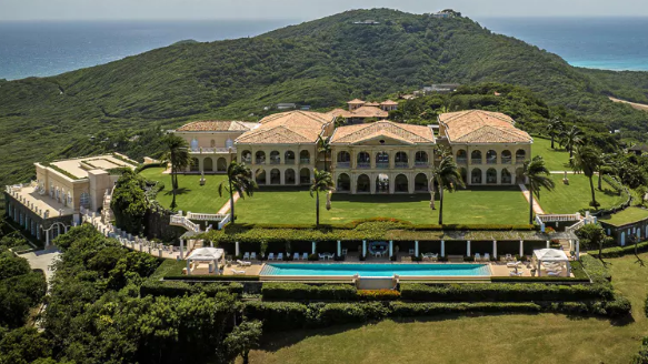 גן עדן ב-224 מיליון דולר: הבית היקר ביותר אי פעם בקריביים מוצע למכירה