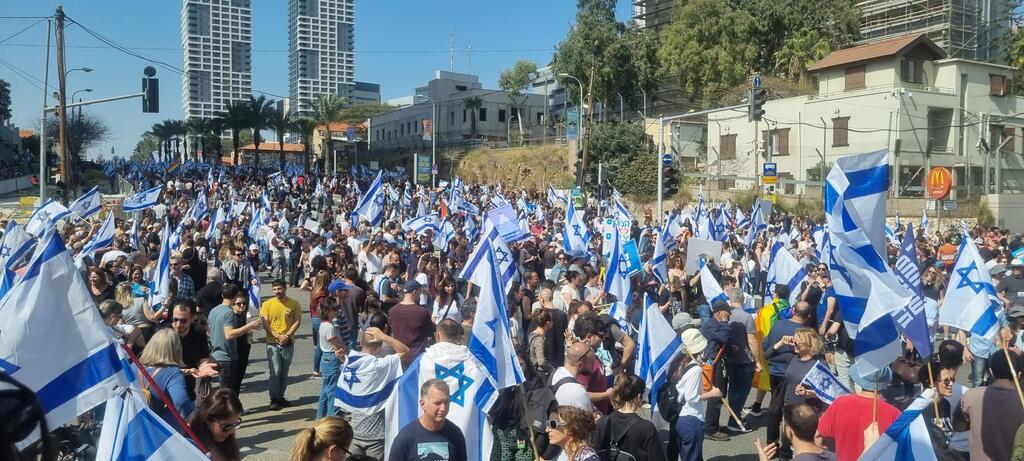 הייטקיסטים מחאה יום השיבוש הלאומי חוסמים את צומת קפלן בתל אביב