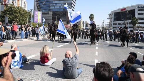 מפגינים בתל אביב, היום, יאיר שגיא
