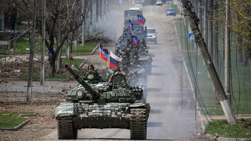 היו בטוחים שזה יהיה קל. הטנקים של רוסיה בכבישי אוקראינה, צילום: רויטרס