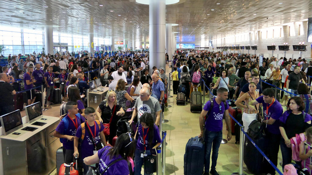 תורים ל צק אין ב נתב"ג עומס  ב תורים 